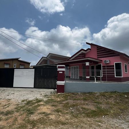 Yatee Homestay Κουάλα Τερενγκάνου Εξωτερικό φωτογραφία
